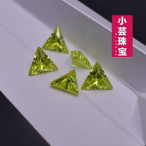 苹果绿三角形彩色锆石裸石异形钻果绿宝石直三角人造CZ皓石仿钻石