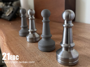 21EDC钛合金棋子国际象棋摆件金属图腾玩具解压忘忧石装饰礼品