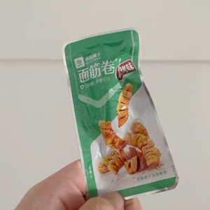 良品铺子面筋卷烧烤味120g网红辣条豆干休闲零食怀旧儿时小包装