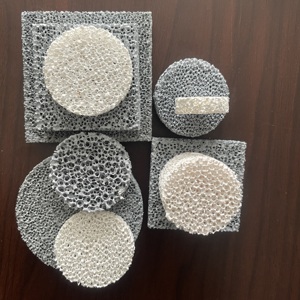 碳化硅泡沫陶瓷过滤片铸造过滤网氧化锆氧化铝氧化镁蜂窝陶瓷滤片