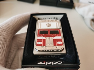 美国ZIPPO打火机男女80后玩具日版限量变形金刚擎天柱红车头经典