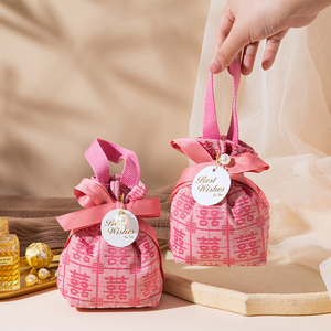 2023新款中式结婚喜糖袋订婚创意婚礼喜糖盒子糖果抽绳手提糖袋子