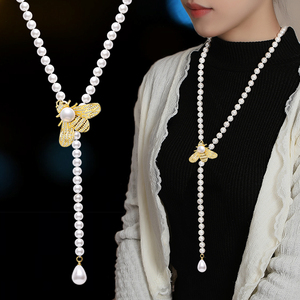 珍珠毛衣链长款2024年新款女高端大气设计高级感小众蜜蜂项链饰品