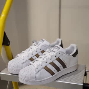 adidas superstar d98001