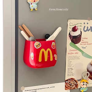 红色麦当当磁吸冰箱收纳盒可爱创意筷子盒小餐具收纳壁挂口罩盒
