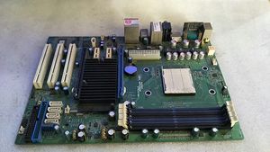 七彩虹C.N570 LT SLI DDR2内存 AM2针CPU 570独显大板