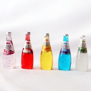迷你仿真韩国果汁瓶树脂小摆件娃娃屋diy装饰饮料瓶模型道具