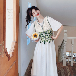 白色韩版温柔连衣裙两件套夏季新款设计感显瘦小马甲套装法式裙子