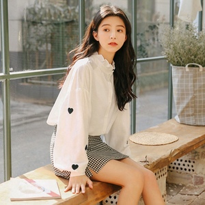 白衬衫女设计感小众韩版宽松学生学院风春秋装新款仙女范长袖上衣