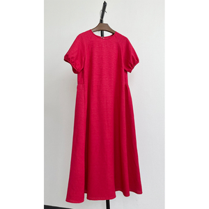 浮游清风大红色宽松重磅真丝泡泡袖优雅复古新中式连衣裙敬酒服