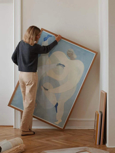 索菲亚·林德《抱抱你》客厅装饰画北欧极简艺术丹麦沙发墙装饰画