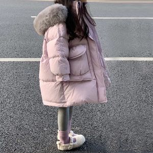 韩国女童洋气大毛领连帽羽绒棉服儿童中长款2023新款加厚保暖外套