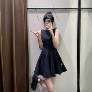ZARA女装新款高级感黑色修身赫本风无袖收腰A字背心连衣裙4043041