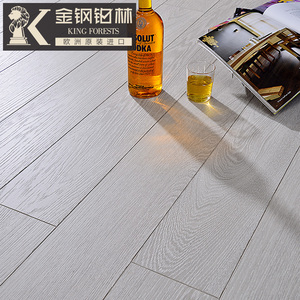 金钢铂林地板原装进口个性灰白强化复合木地板高密度耐磨复合地板