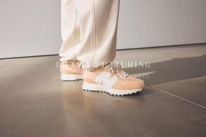 DF香港代购New Balance NB327经典复古祼粉色女生尖鞋板鞋运动鞋