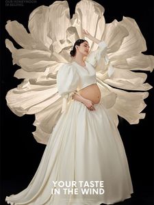 影楼新款拍照孕妇装白色大肚照写真裙子2024年准妈咪摄影服装正版