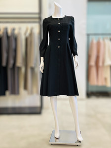 24年春季新款出口韩国外贸女装漂亮时尚方领纱袖修身气质连衣裙