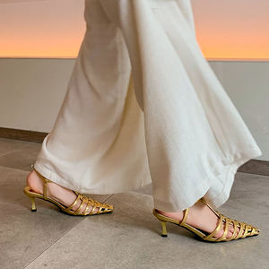 氛围感金色镂空编织尖头扣带罗马凉鞋女外穿细跟高跟鞋夏季女单鞋