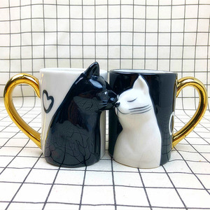 日本手绘黑白情侣猫咪对杯卡通陶瓷马克杯 KISS CAT MUG立体亲吻