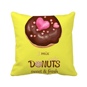 甜品爱心巧克力甜甜圈设计方形抱枕靠枕沙发靠垫双面含芯礼物