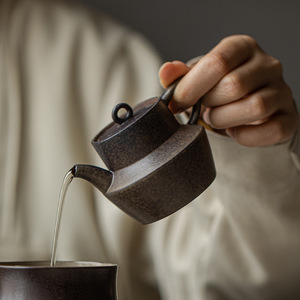 复古黑陶功夫茶壶单壶泡茶壶带过滤喝茶粗陶茶具小容量文人泡茶器