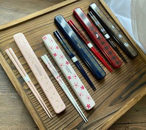 包邮 日本进口树脂外出便携式筷子 旅行便携装防尘餐具 学生筷子
