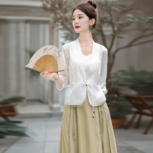 新中式白色西装上衣外套套装马面裙搭配的轻国风长袖衬衫高端盘扣