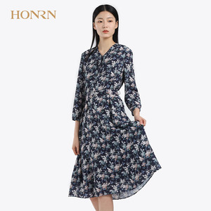 HONRN/红人专柜正品秋季女装收腰中长款连衣裙商场同款HF33OL451