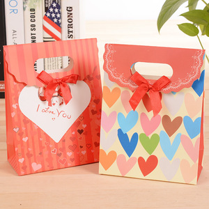 小号礼品袋 圣诞节礼物精美包装袋子 可爱卡通浪漫情侣精品店货源