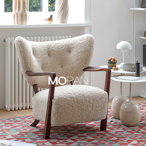 陌染丹麦设计师中古风单人沙发椅北美黑胡桃木双扶手羊羔毛沙发椅