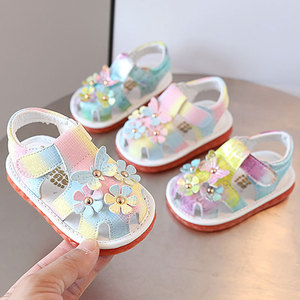 1岁宝宝包头会响的叫叫凉鞋2024春夏女童0-2岁婴幼儿女宝宝学步鞋