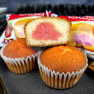 奶油夹心蛋黄派草莓派蛋糕糕点类早餐小面包休闲零食散装一整箱
