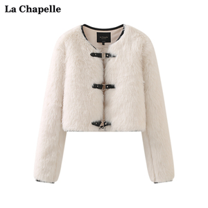 拉夏贝尔/La Chapelle白色圆领金属皮扣带仿皮草超好看毛毛外套女