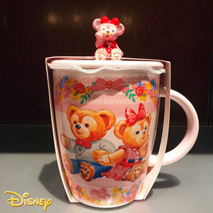 现货 香港迪士尼乐园 达菲熊雪莉玫4D卡通背盖 陶瓷杯 马克水杯子