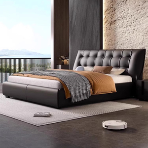 北欧轻奢真皮床现代极简意式软床1.8米黑色双人床主卧实木储物床
