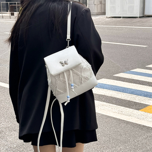 韩版高级感时尚包包女2024夏天新款牛仔布双肩包大学生逛街小背包