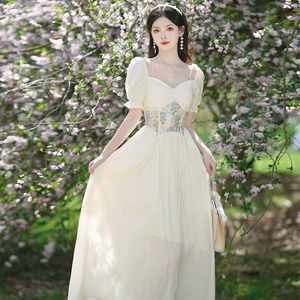 法式迪士尼在逃公主礼服裙油画宫廷风珍珠吊带连衣裙仙气超仙森系