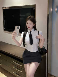 韩系学院风套装女夏季polo领短袖衬衫紧身鱼骨上衣西装裙子两件套