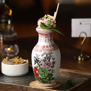 中国风陶瓷鸡尾酒杯 复古怀旧彩绘500ml酒瓶中式酒吧酒杯网红杯子