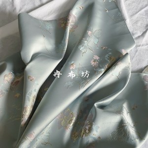 新款蝴蝶提花织金浮雕布料中国风柔美汉服礼服伴娘装服装面料