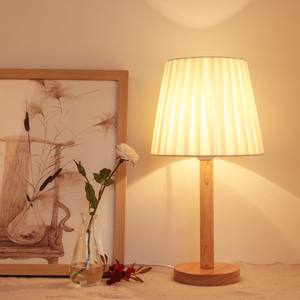 北欧日式简约卧室床头灯 现代时尚温馨实木 可调光原木质小台灯