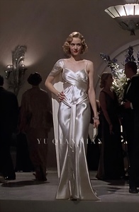 御千年复刻魅影奇侠同款白色绑带吊带礼服裙女神夏季连衣裙复古