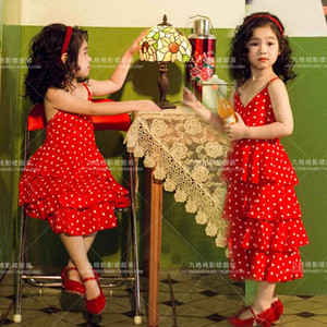 幼儿园港风儿童演出服拍摄复古8090年代主题服装女童写真吊带裙潮