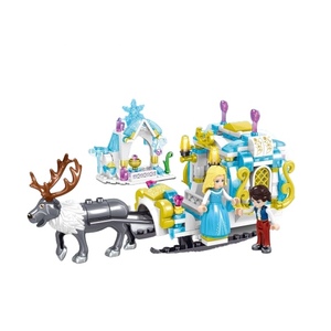 哲高QL1138麋鹿雪橇车入门积木冰雪季温莎公主的城堡女孩益智礼物