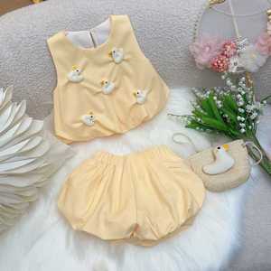 2024夏季新款婴幼儿黄色立体小黄鸭裙子百搭套装洋气花苞连衣裙潮