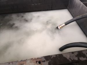 河道污水曝气机微纳米气泡发生器SPA牛奶浴气浮水产养殖增氧设备