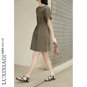 LUXIXIAO连衣裙2024新款圆领设计感宽松收腰短袖衬衫裙韩版短裙女