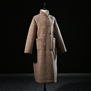 秋冬复古高级感皮毛一体颗粒羊驼绒外套女中长款加厚保暖立领大衣