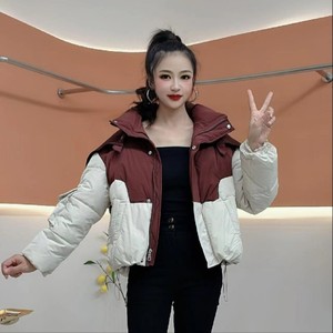 撞色拼接羽绒棉服女短款2023冬季新版时尚休闲针织披肩面包服外套