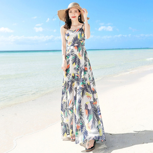 夏季泰国马尔代夫沙滩裙海边度假露背吊带雪纺连衣裙仙女显瘦长裙